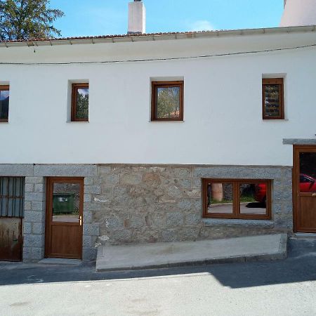 Hostal La Parra de Pepa Cercedilla Exterior foto